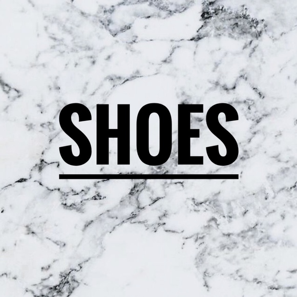 SHOES - Picture 2 of 2